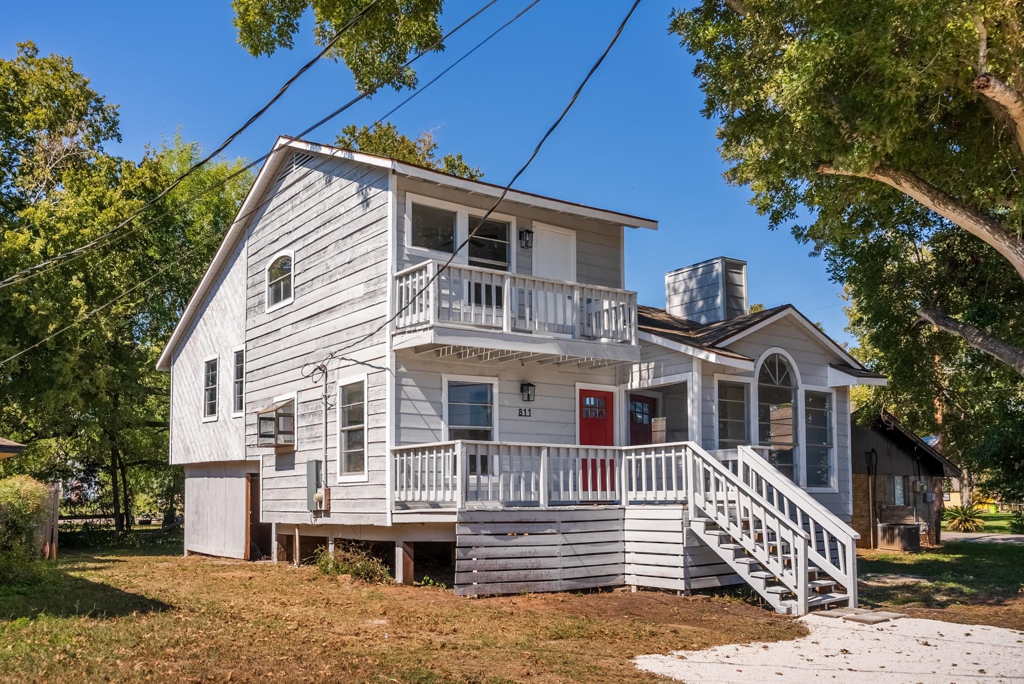 811 N 10th Street
