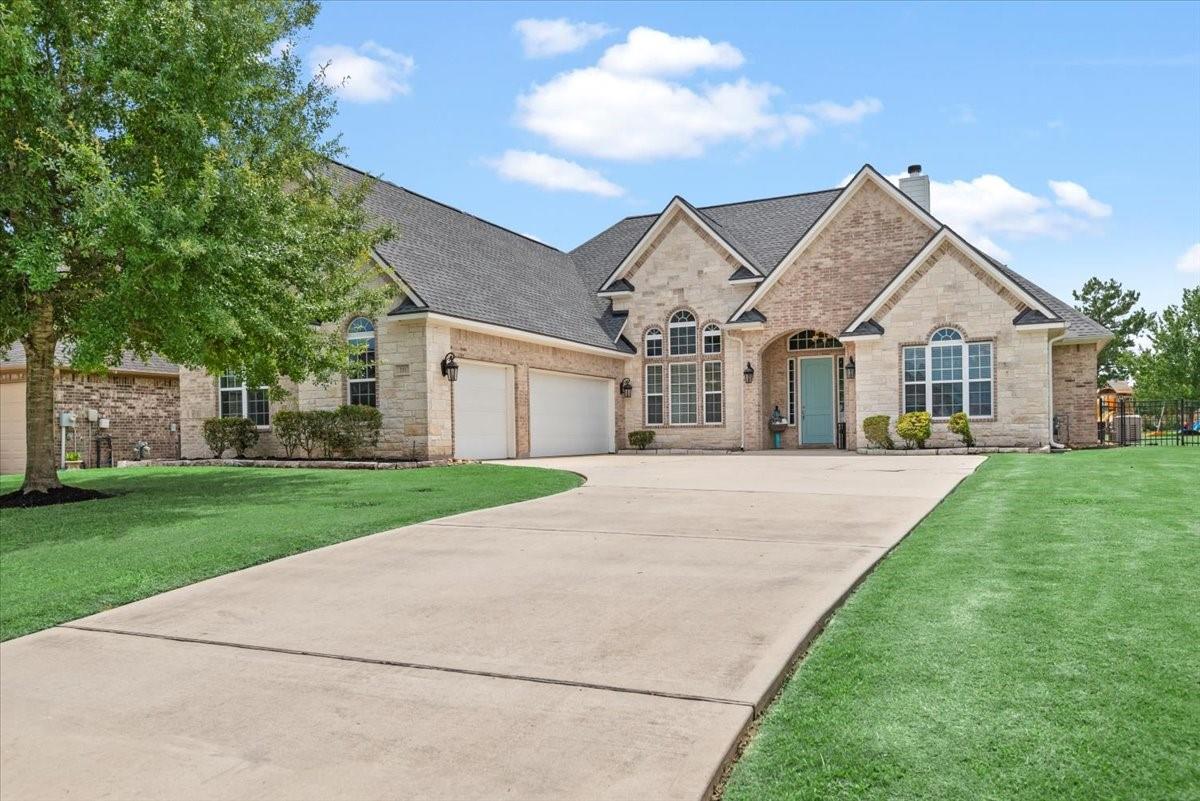 231 N Waterstone Drive