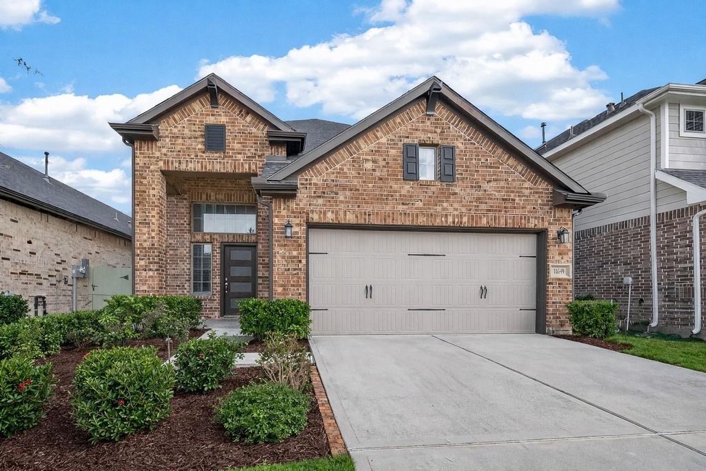 Photo of 10549 Wild Chives, Conroe, TX 77385 (MLS # 76617250)