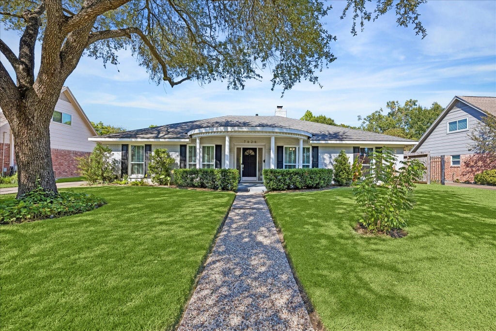 Photo of 7626 Meadowvale Drive, Houston, TX 77063 (MLS # 93774832)