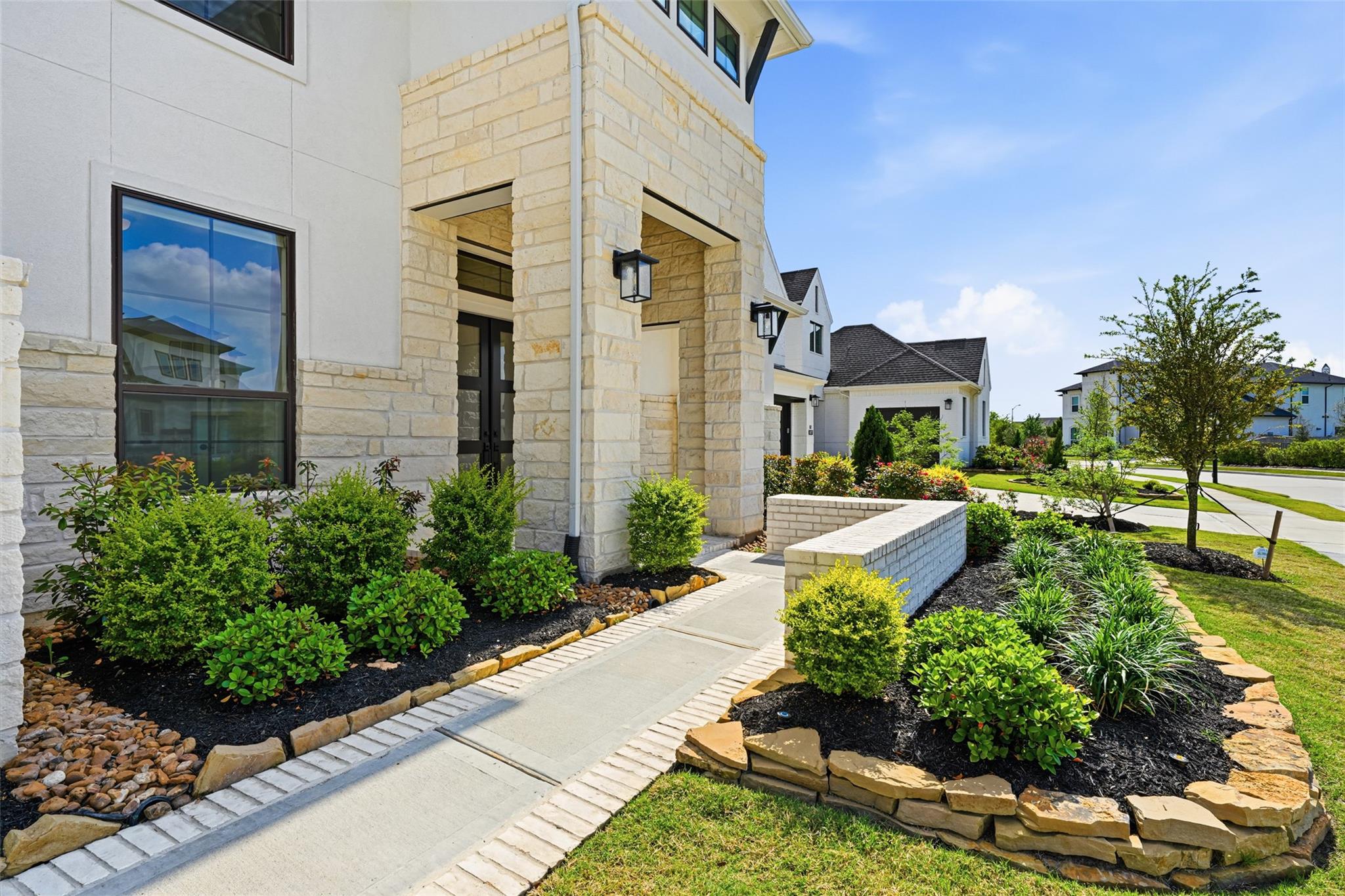 10926 White Mangrove Drive