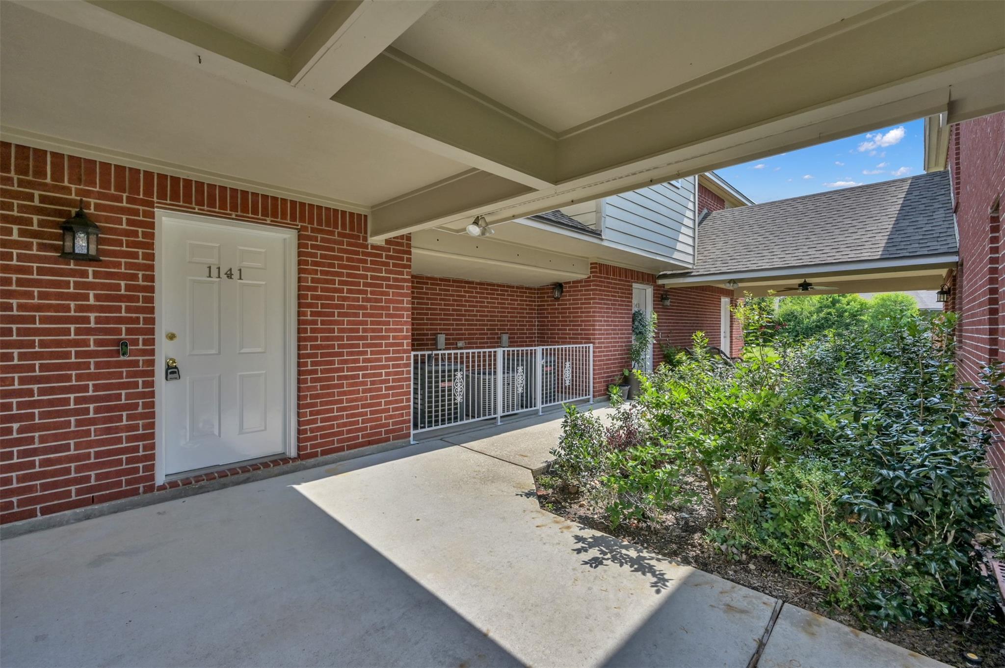 1141 Lovett Street