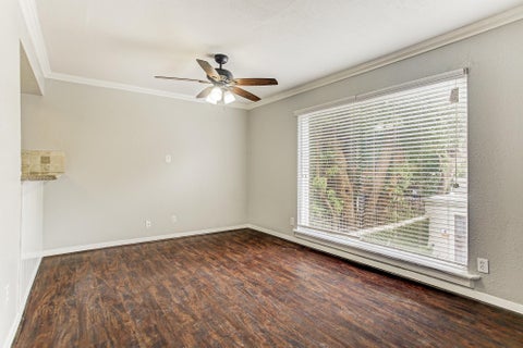 Photo of 3414 Garrott Street #8, Houston, TX 77006 (MLS # 46264885)