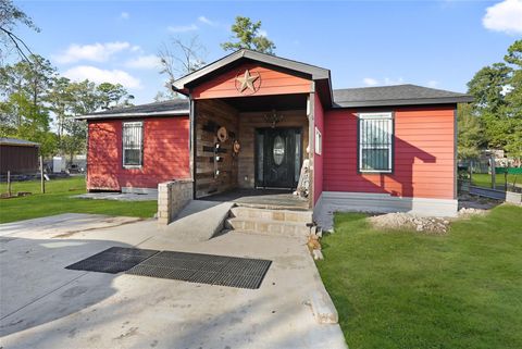 Photo of 2521 County Road 3550, Cleveland, TX 77327 (MLS # 12965022)