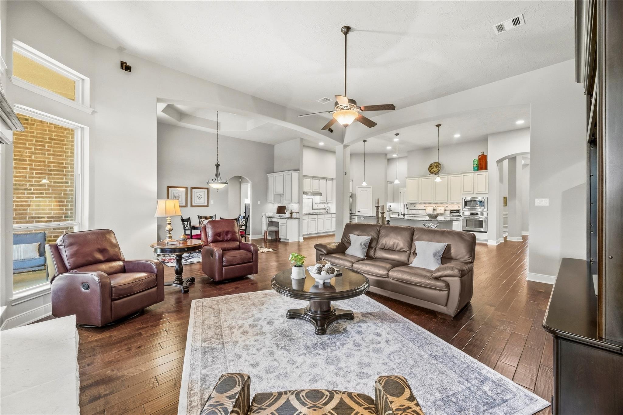 8623 Crescent Spur Drive