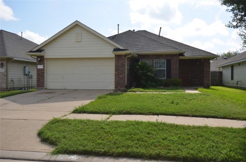 Photo of 13007 Brentlawn Court, Houston, TX 77045 (MLS # 77636062)