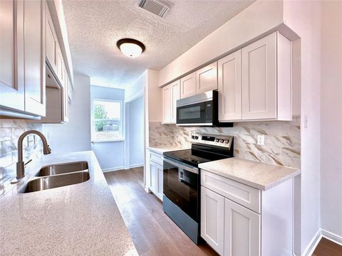 Tiny photo for 16411 Gold Ridge Lane, Houston, TX 77053 (MLS # 27116039)