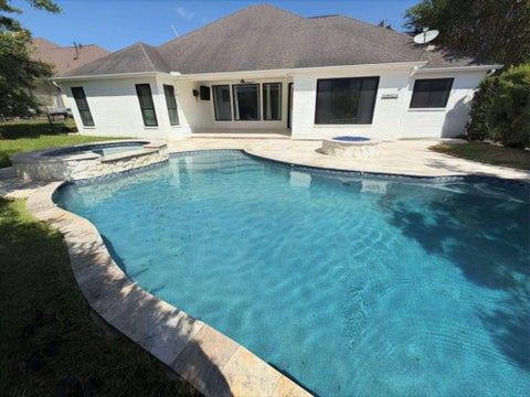 Photo of 177 Somerton Drive, Montgomery, TX 77356 (MLS # 30305186)
