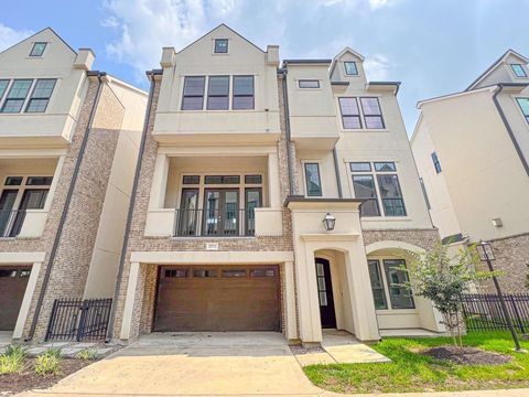 Photo of 2122 Blalock Road #A, Houston, TX 77080 (MLS # 73836843)