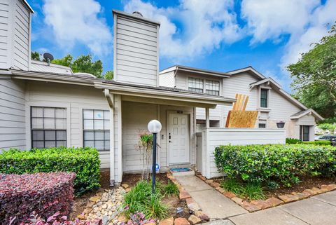 Photo of 13457 Garden Grove, Houston, TX 77082 (MLS # 96832941)