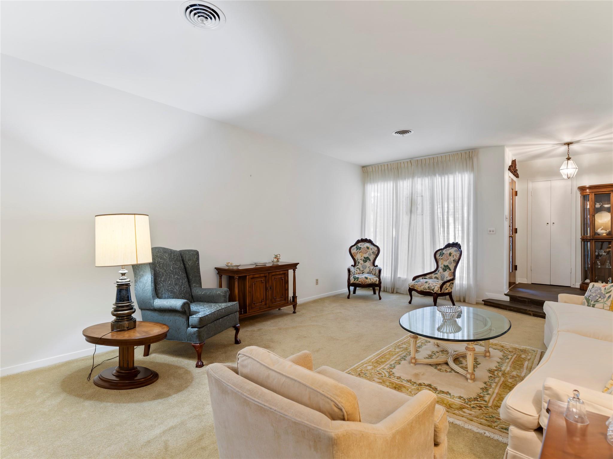 2721 Oak Drive