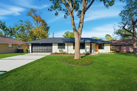 8810 Theysen Drive Houston TX 77080