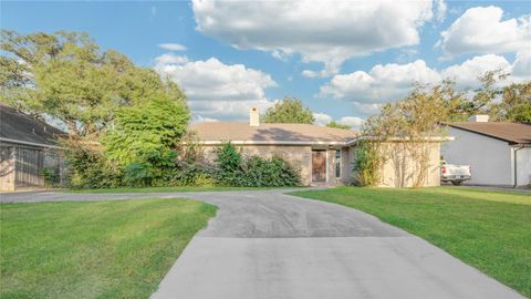 Photo of 11007 Hillcroft Avenue, Houston, TX 77096 (MLS # 53603059)