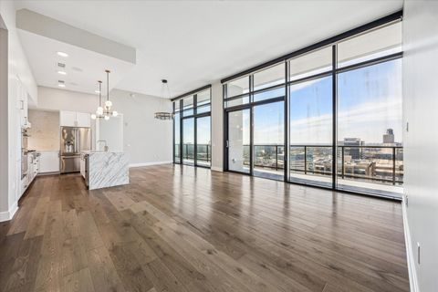Photo of 9757 Katy Freeway Fwy #2604, Houston, TX 77024 (MLS # 97519419)
