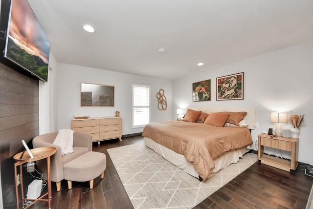 1410 Hyde Park Boulevard 203