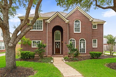 Photo of 2122 Hill Canyon Court, Sugar Land, TX 77479 (MLS # 48594549)