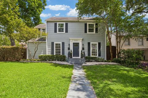 Photo of 3522 Corondo Court, West University, TX 77005 (MLS # 33298321)