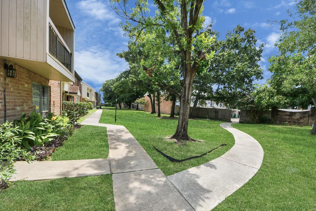 Photo of 4725 Indian Trail #3, Baytown, TX 77521 (MLS # 54736620)
