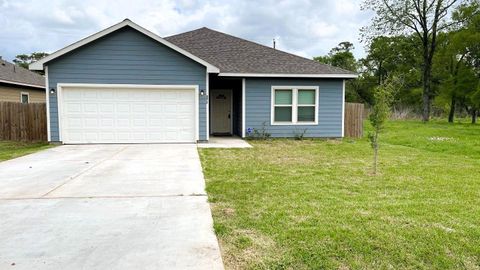 Photo of 8017 Charlesmont Street, Houston, TX 77078 (MLS # 86249699)