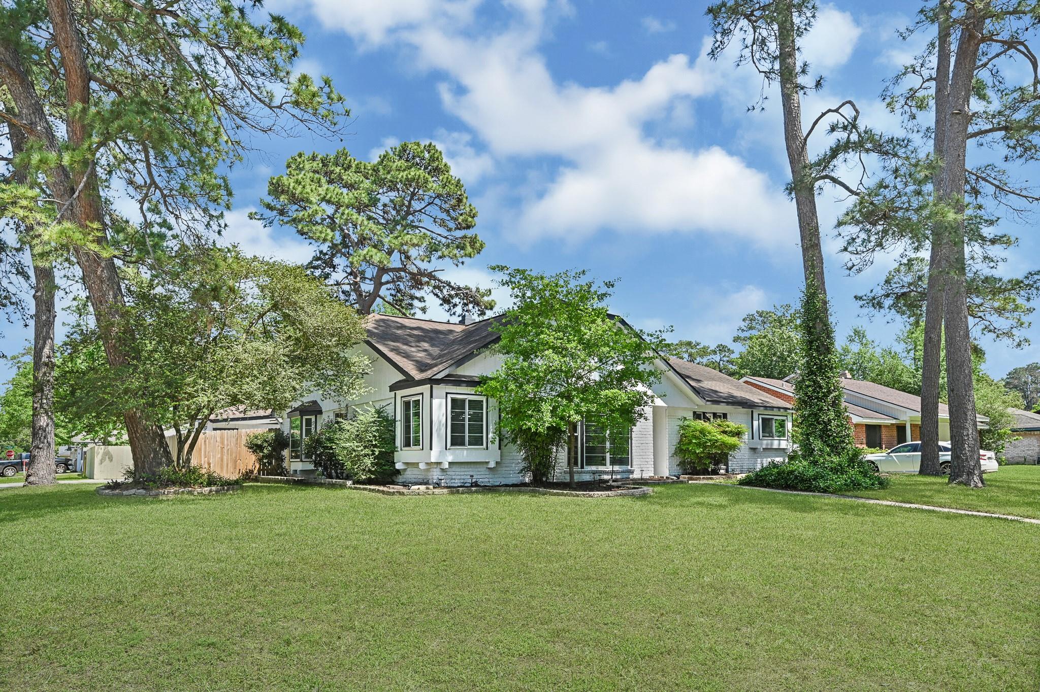 25418 Tuckahoe Lane