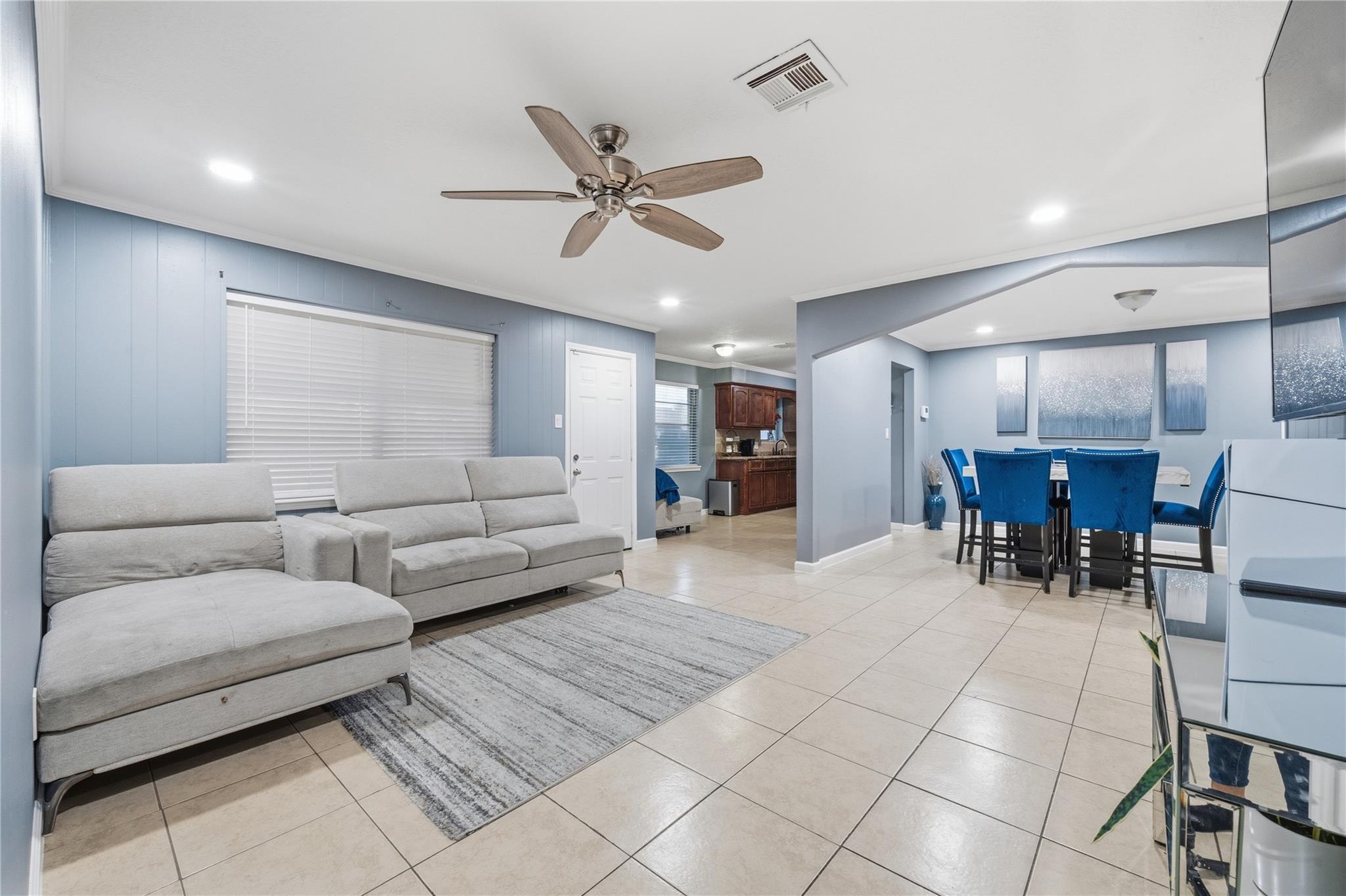 1602 Kenwick Place