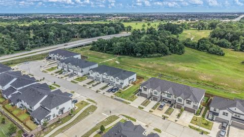 Photo of 27915 Western Creek Court, Katy, TX 77494 (MLS # 68661956)