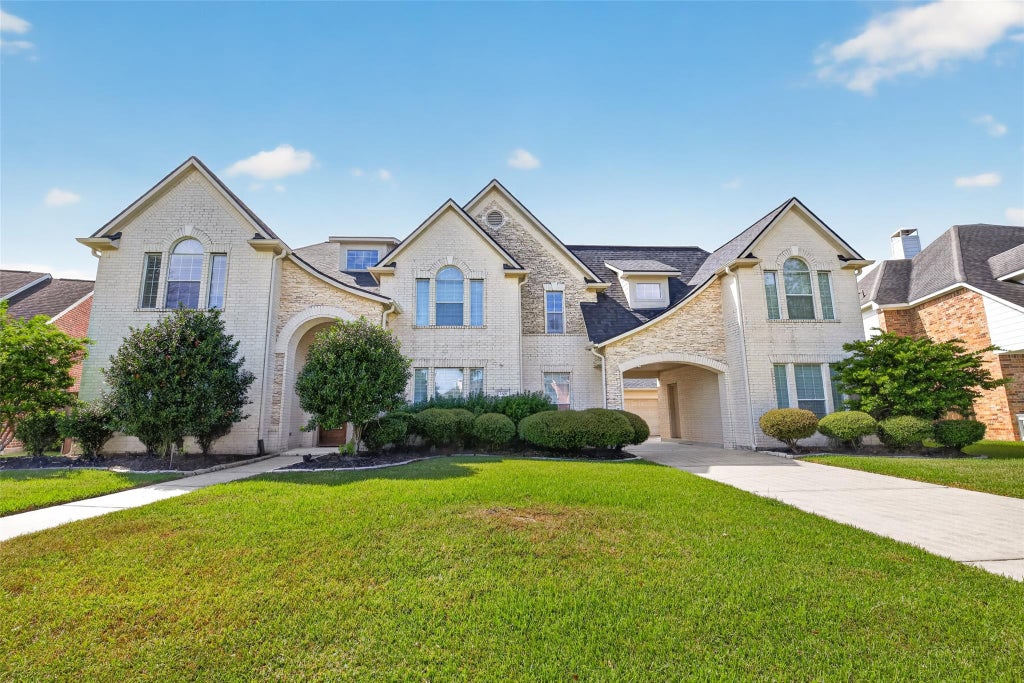 Photo of 2578 Costa Mesa Circle, League City, TX 77573 (MLS # 94540646)