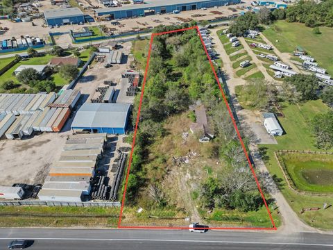 Photo of 5419 Highway 90, Crosby, TX 77532 (MLS # 70403289) Photo of 5419 Highway 90, Crosby, TX 77532 (MLS # 70403289)