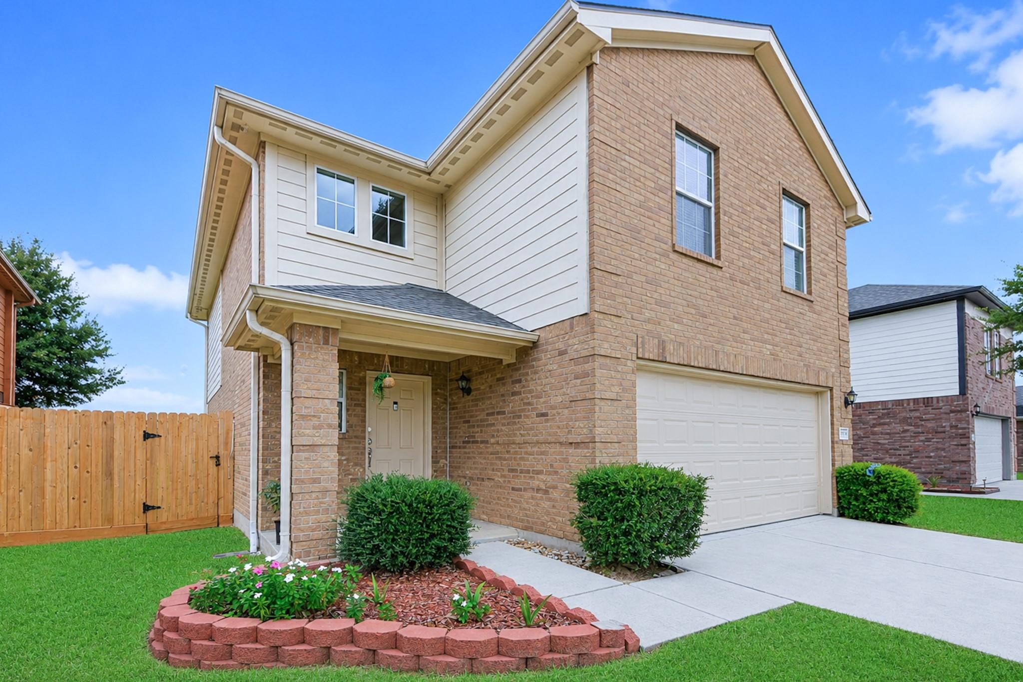 5019 Royal Cypress Drive