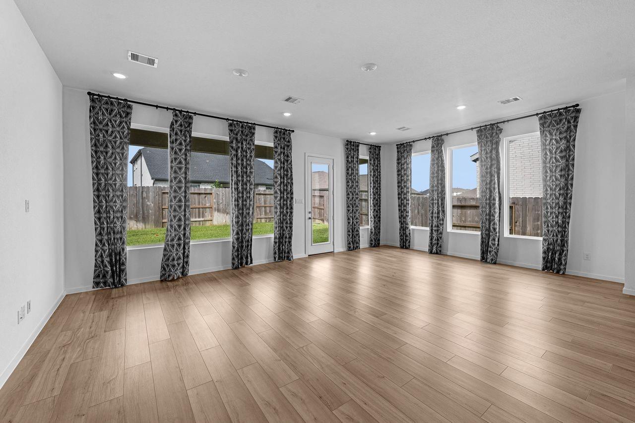 17511 Tulip Willow Way