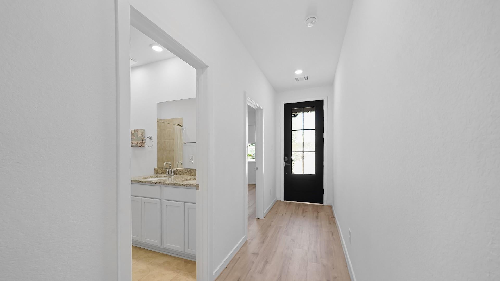 7211 Greenbriar Bend Court