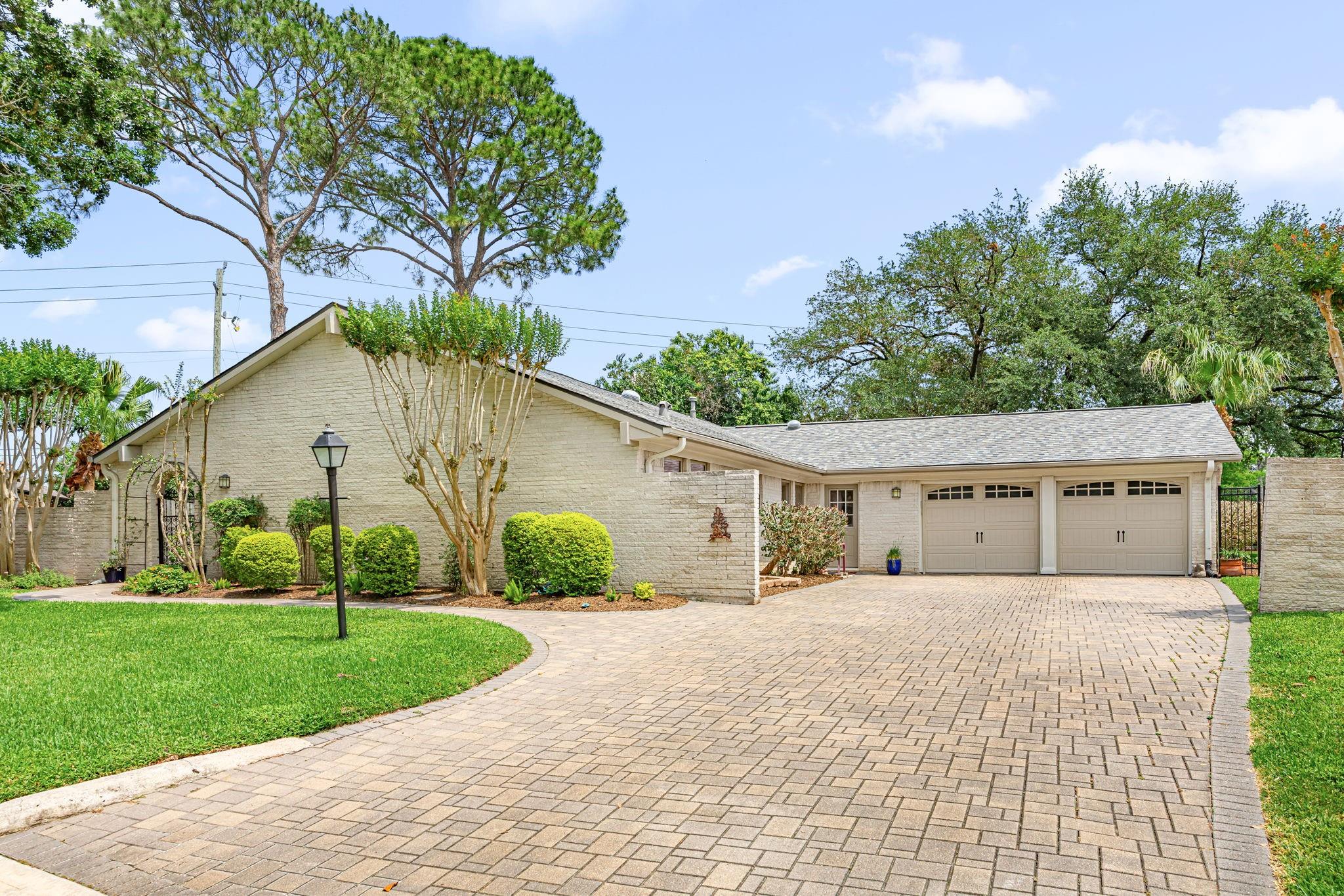 3110 Lynbrook Court
