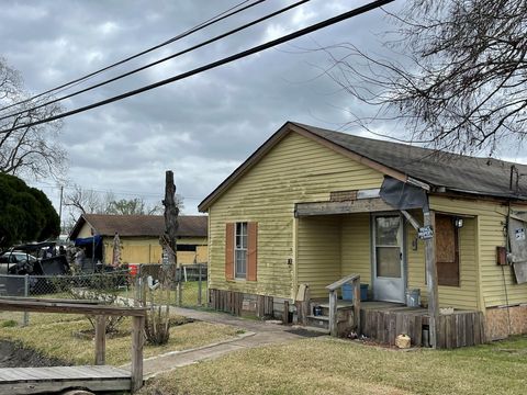 2202 Jones Road Baytown TX 77521