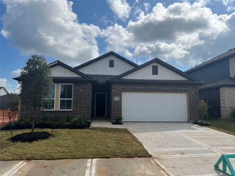 Homes For Sale - 4635 Coral Bean Street<br/> Montgomery County, Pinehurst, TX 77362