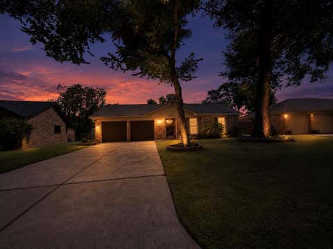 Photo of 670 Fawn Drive, Houston, TX 77015 (MLS # 89227462)