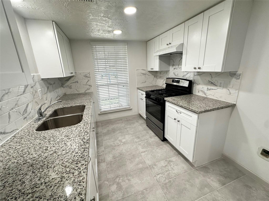 Photo of 7718 Mosewood Street, Houston, TX 77040 (MLS # 91370307)