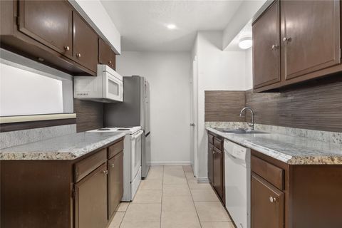 Photo of 6913 Chasewood Drive, Missouri City, TX 77489 (MLS # 12368429) Photo of 6913 Chasewood Drive, Missouri City, TX 77489 (MLS # 12368429)