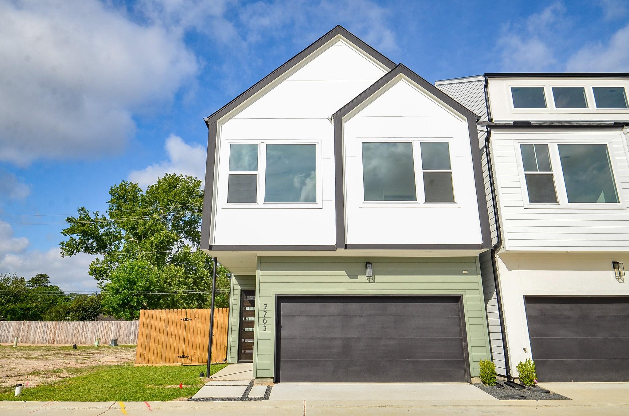 7703 Inwood Grove Lane