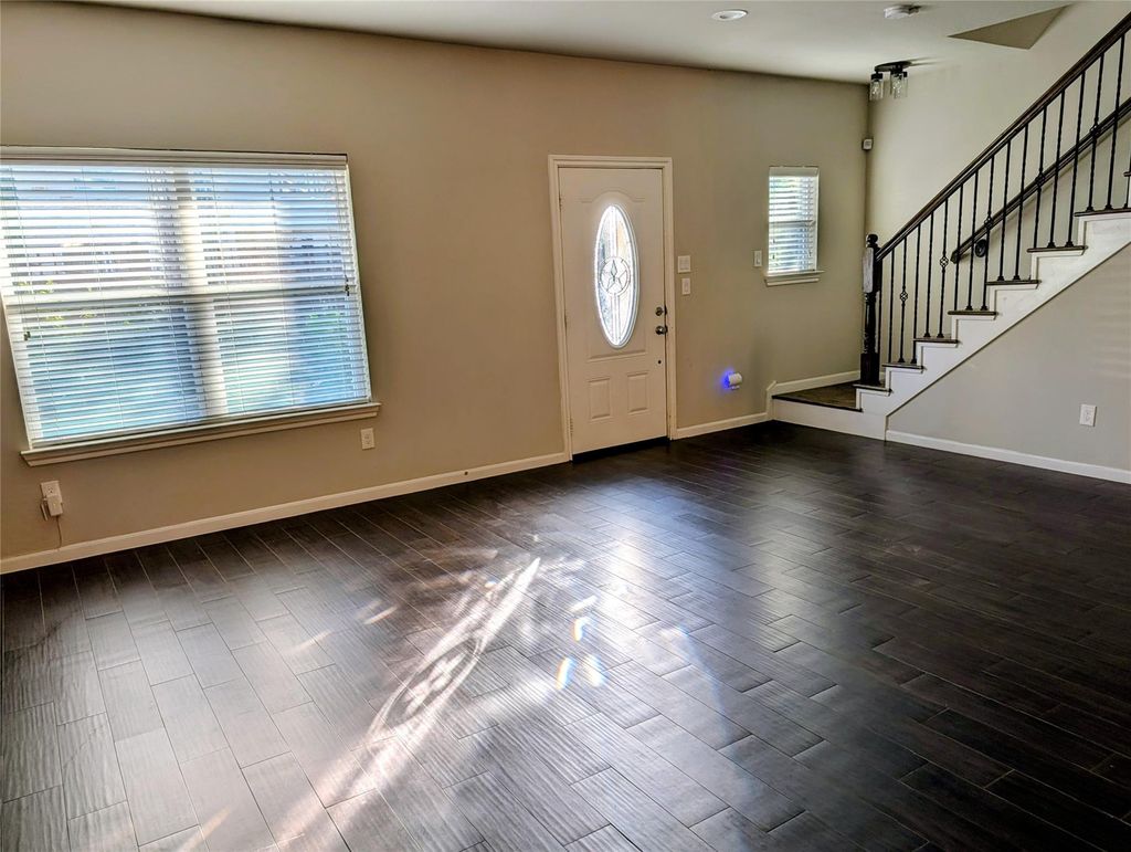 Photo of 810 Paul Quinn Street, Houston, TX 77091 (MLS # 51674021)