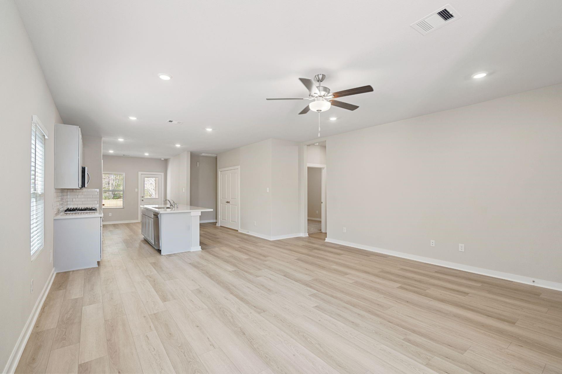 2906 Rockwood Drive