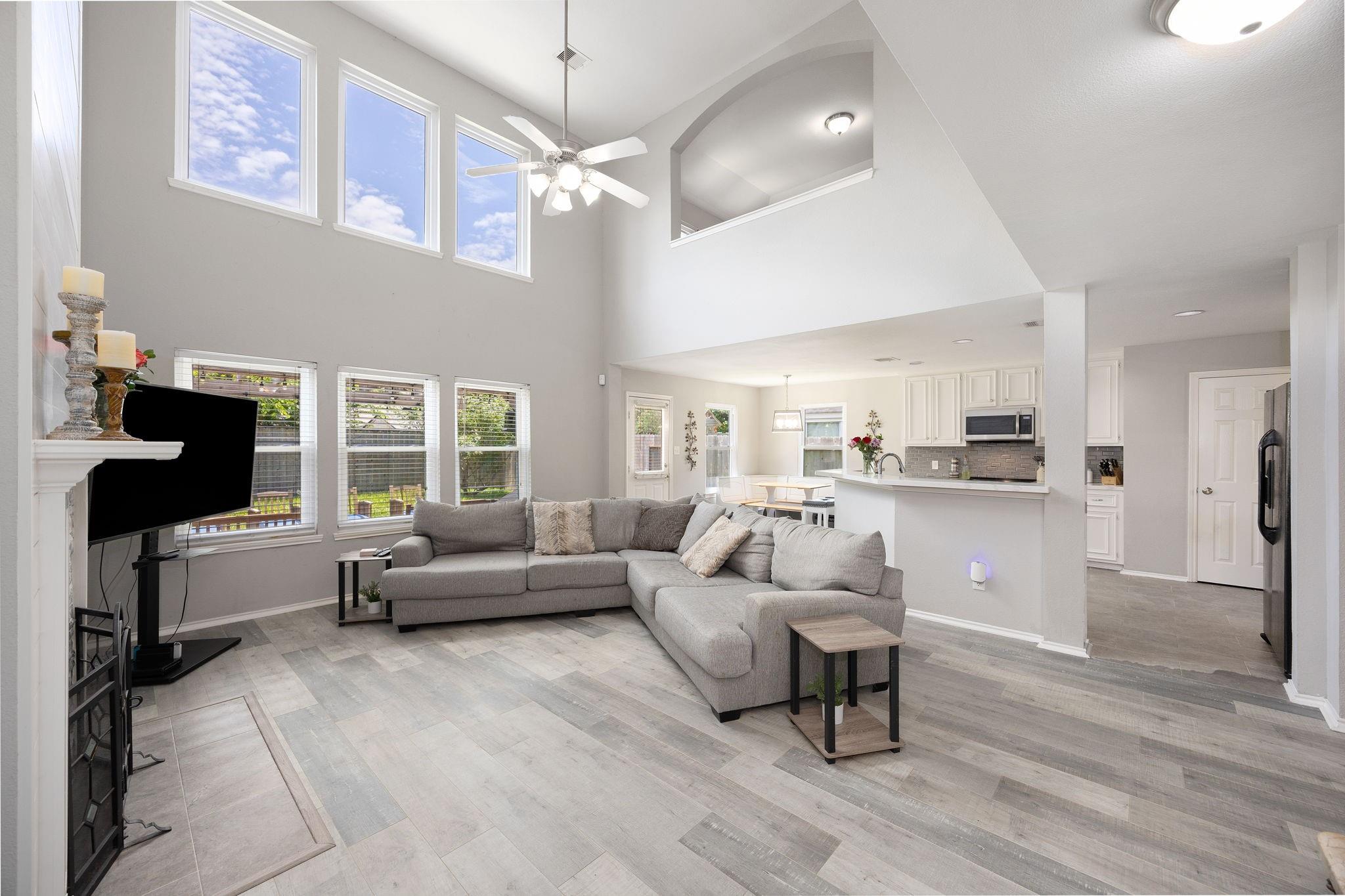 3915 Eastland Lake Drive