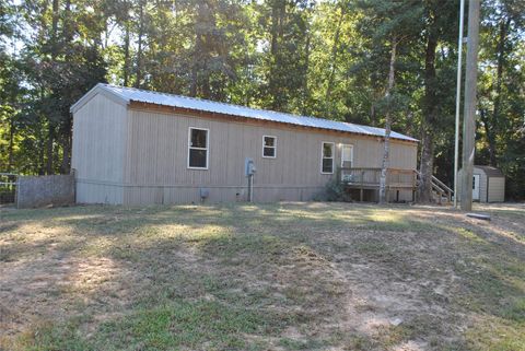 Photo of 138 Tonda Trail, Livingston, TX 77351 (MLS # 64104680) Photo of 138 Tonda Trail, Livingston, TX 77351 (MLS # 64104680)