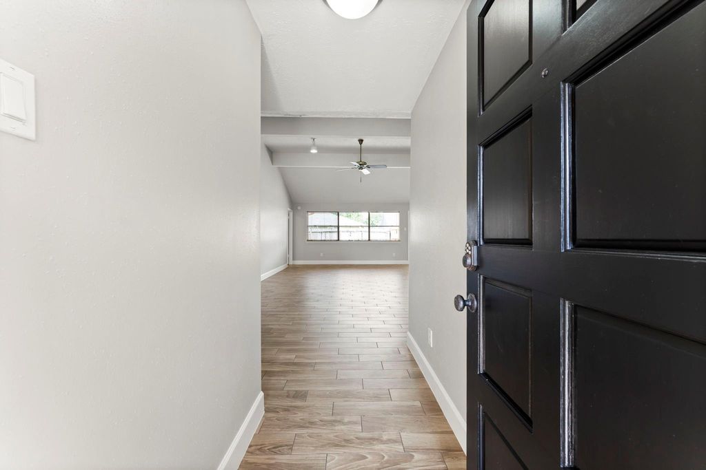 Photo of 1111 Tanglewild Lane, Richmond, TX 77406 (MLS # 65330133)