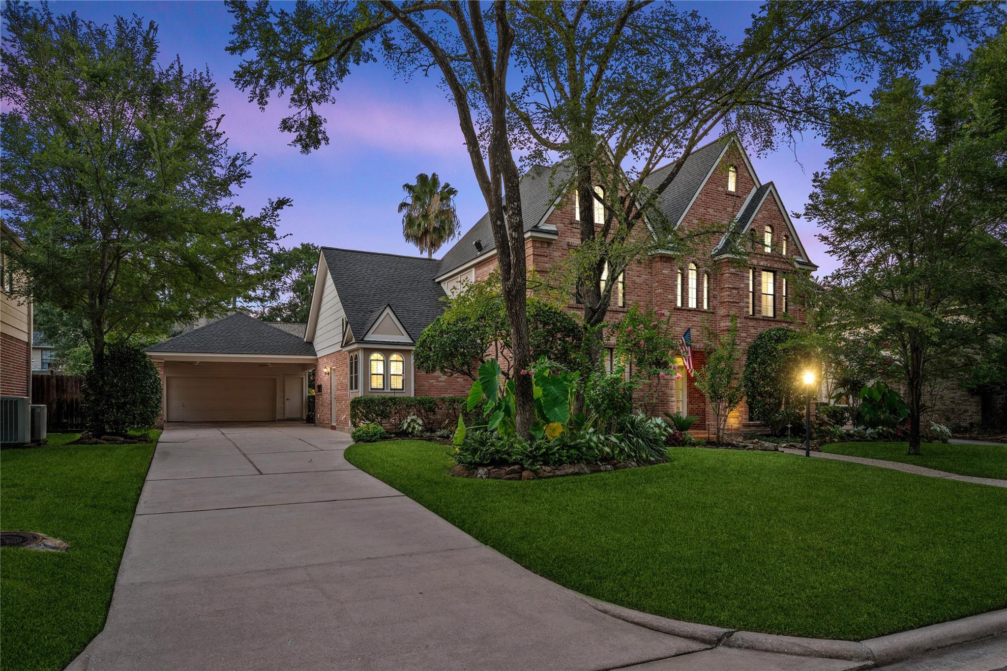 1418 Lofty Maple Trail
