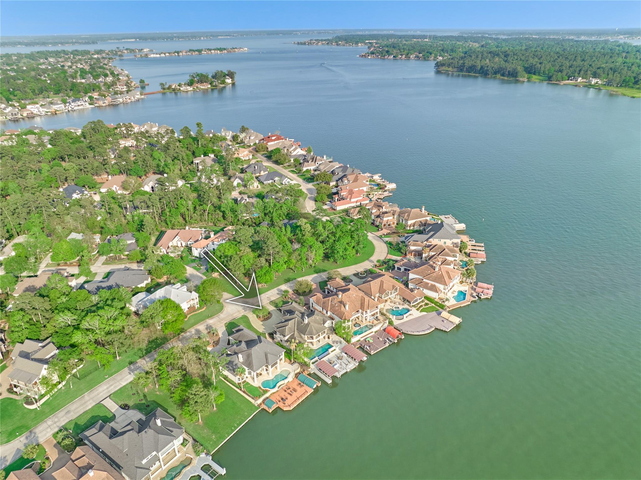 244 W Shore Lane