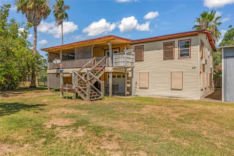 Photo of 1115 W Canal Drive, Crystal Beach, TX 77650 (MLS # 42202461)