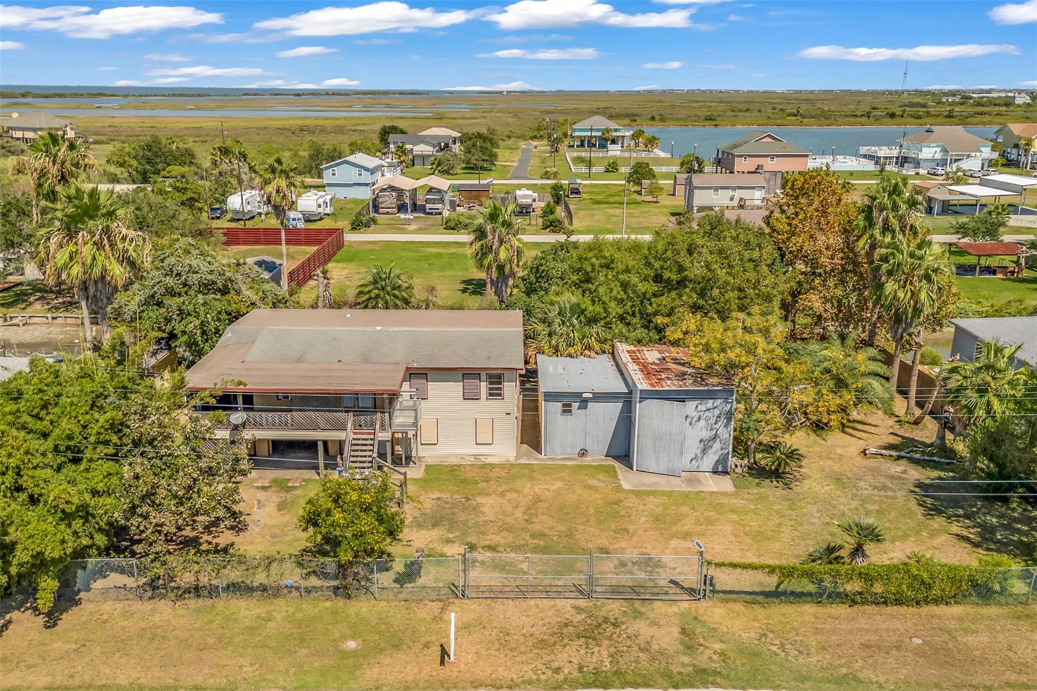 1115 W Canal Drive