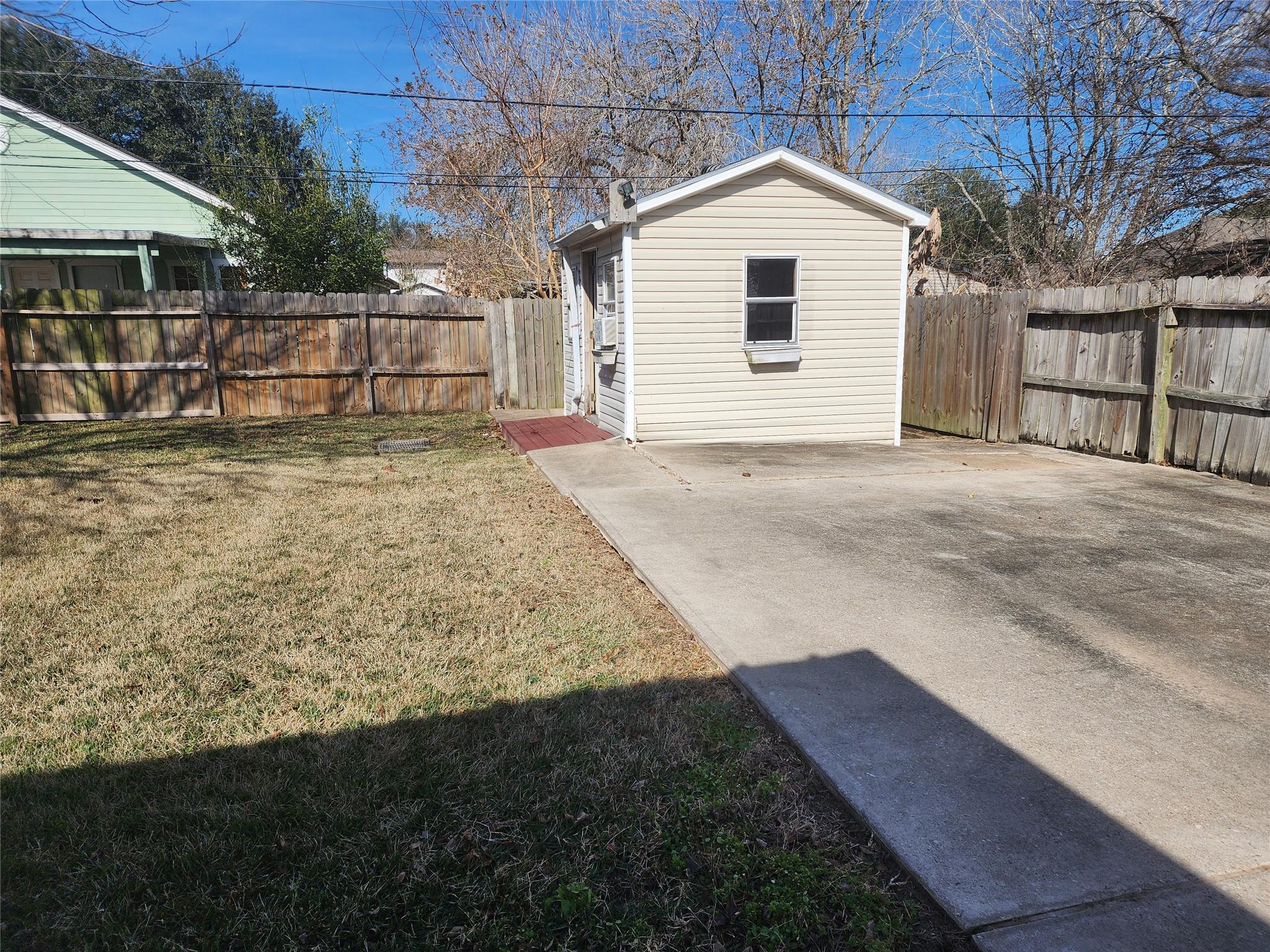 19168 County Road 669e