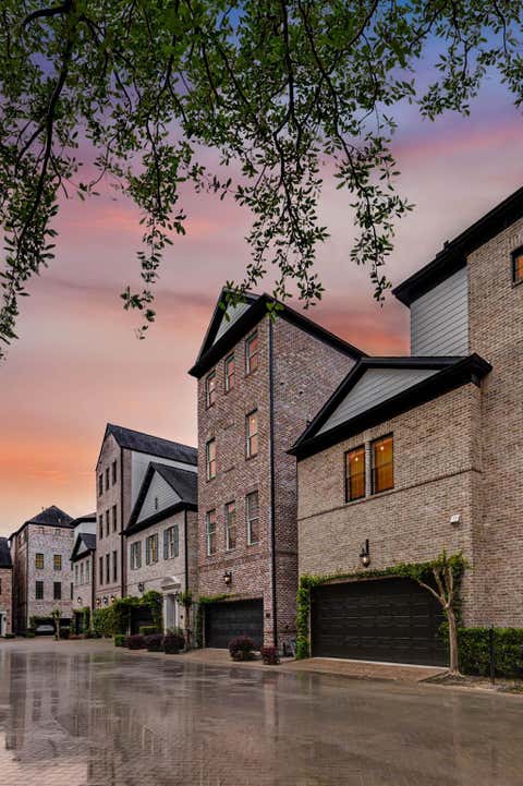 Tiny photo for 1323 Hunters Meadow Ln Ln, Houston, TX 77055 (MLS # 6851237)