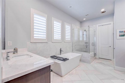 Tiny photo for 1323 Hunters Meadow Ln Ln, Houston, TX 77055 (MLS # 6851237)